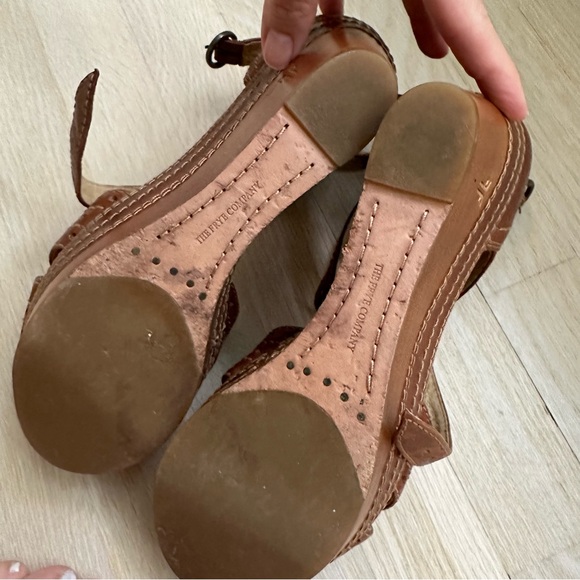 Frye Carlie Leather Strappt Platform Sandals - Picture 6 of 8